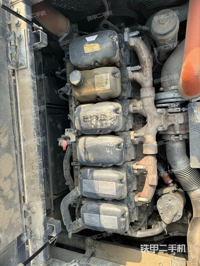 发动机整体俯视（整机外观）