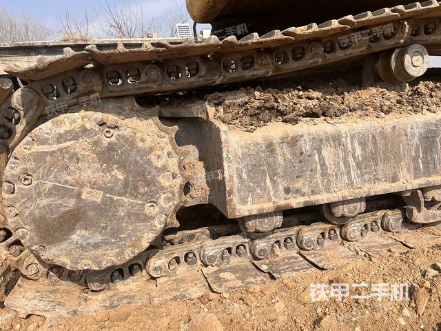 单侧履带整体（整机外观）