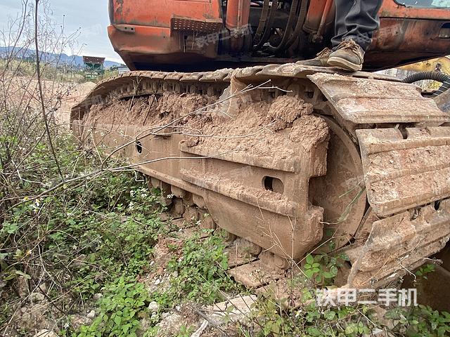 单侧履带整体（整机外观）