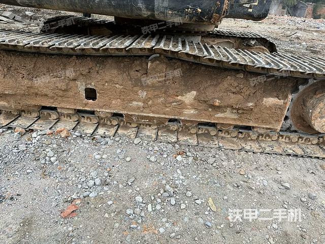 单侧履带整体（整机外观）