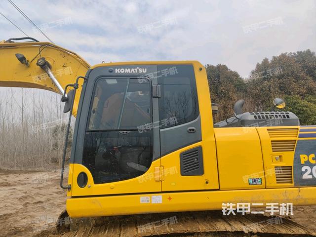 驾驶室左前45度（驾驶室部分）