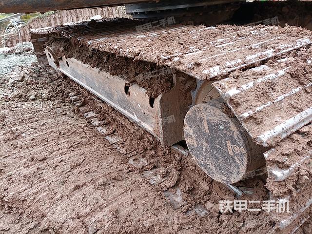 单侧履带整体（整机外观）