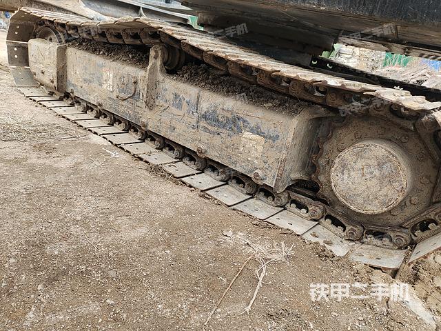 单侧履带整体（整机外观）