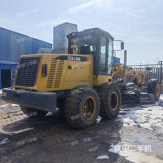 整机右后45°（设备外观及核心部件）