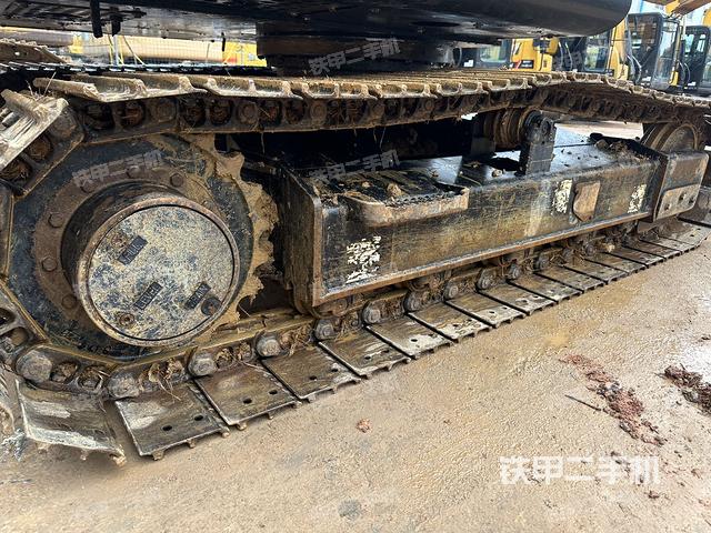 单侧履带整体（整机外观）