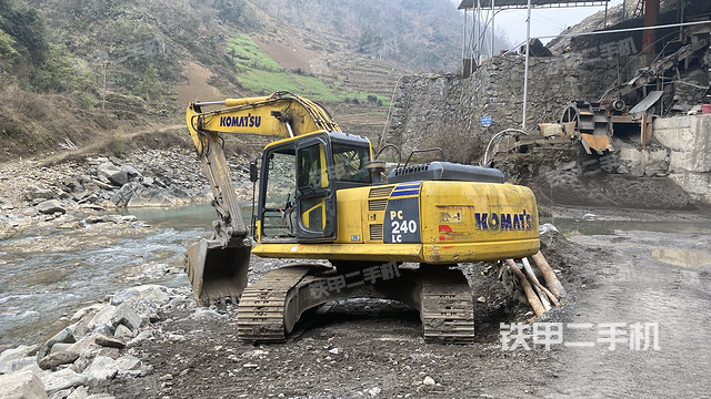 整机右后45°（整机外观）