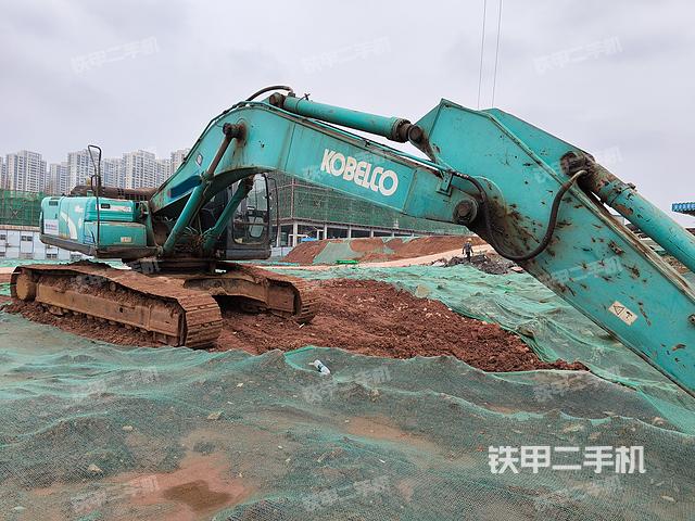 神钢SK350LC-8挖掘机