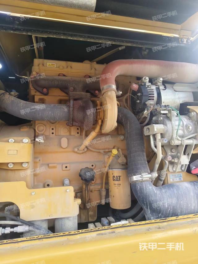 发动机整体俯视（整机外观）