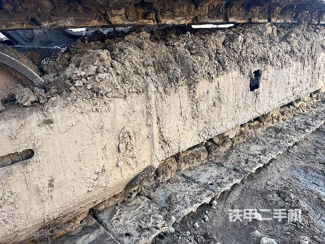 单侧履带整体（整机外观）