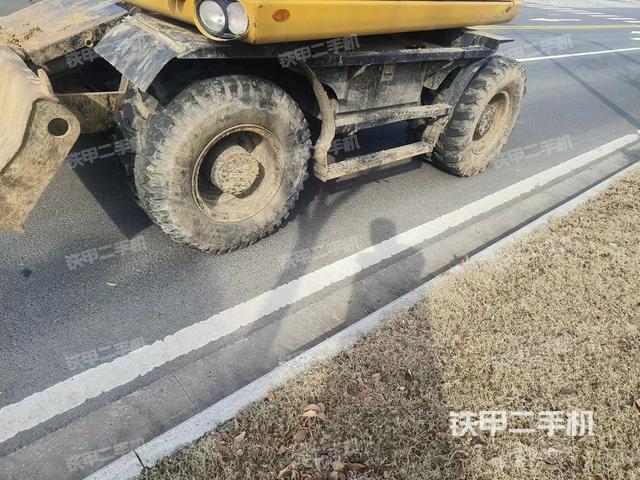 单侧履带整体（整机外观）