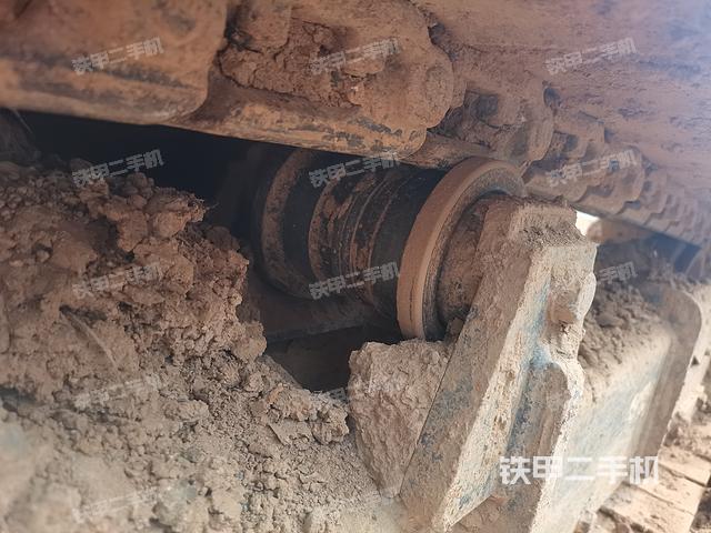 单侧履带整体（整机外观）