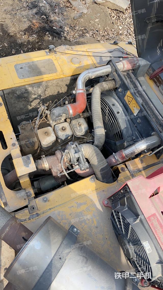 发动机整体俯视（整机外观）