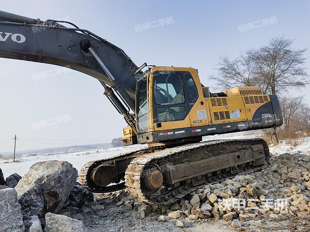 驾驶室整体（整机外观）