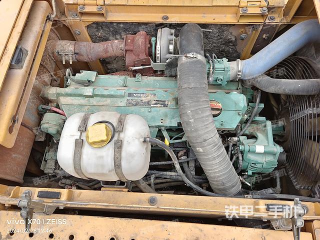 发动机整体俯视（整机外观）