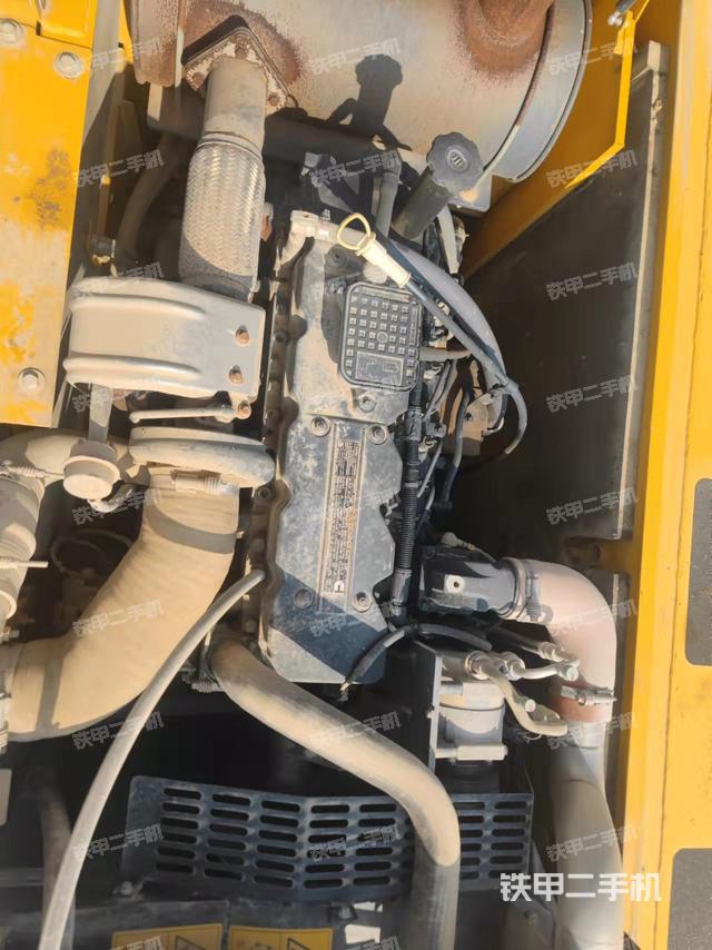 发动机整体俯视（整机外观）