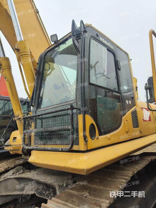 驾驶室整体（整机外观）