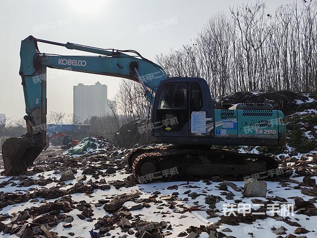 驾驶室整体（整机外观）