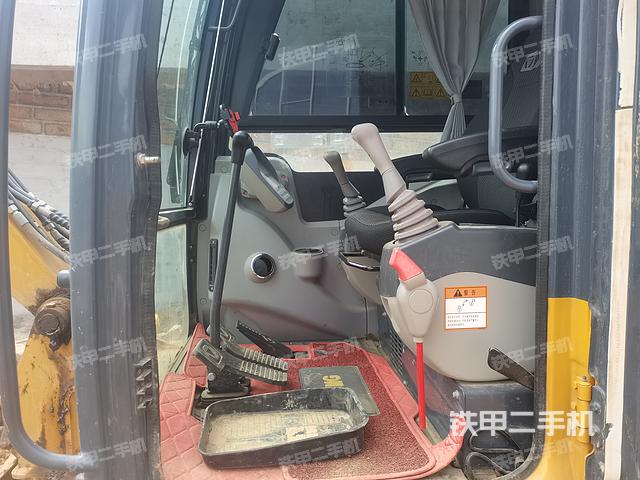 发动机整体俯视（整机外观）