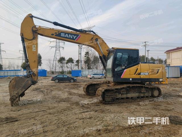 三一重工SY215C挖掘机