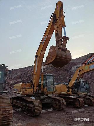 安徽-安庆市二手雷沃重工FR370挖掘机实拍照片