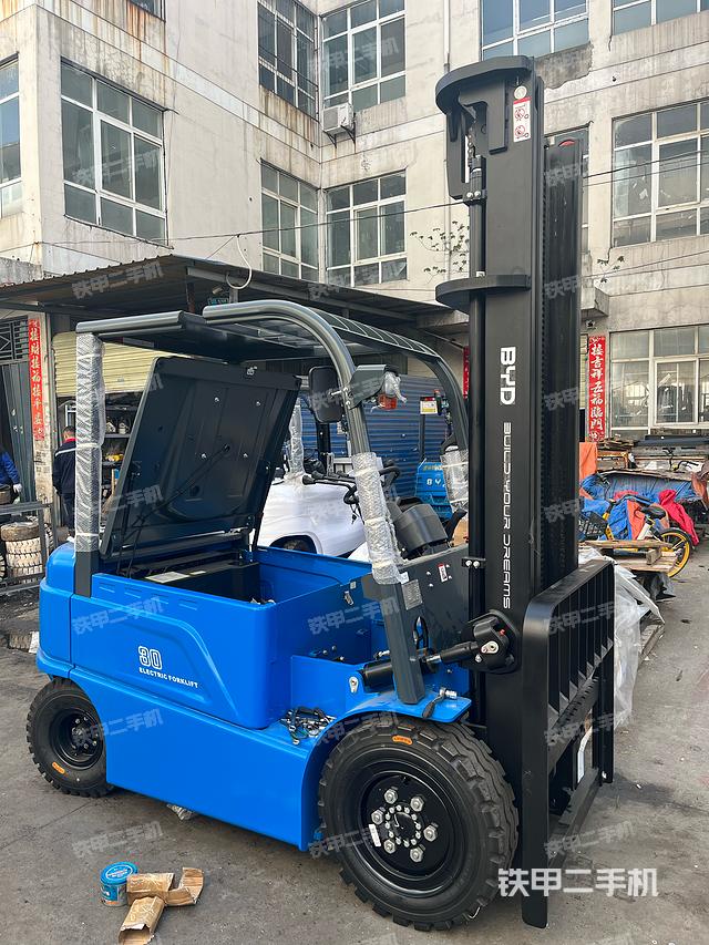 比亚迪CPD30叉车