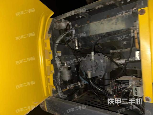 液壓泵室（大件艙室）