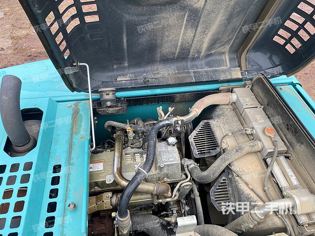 发动机整体俯视（整机外观）