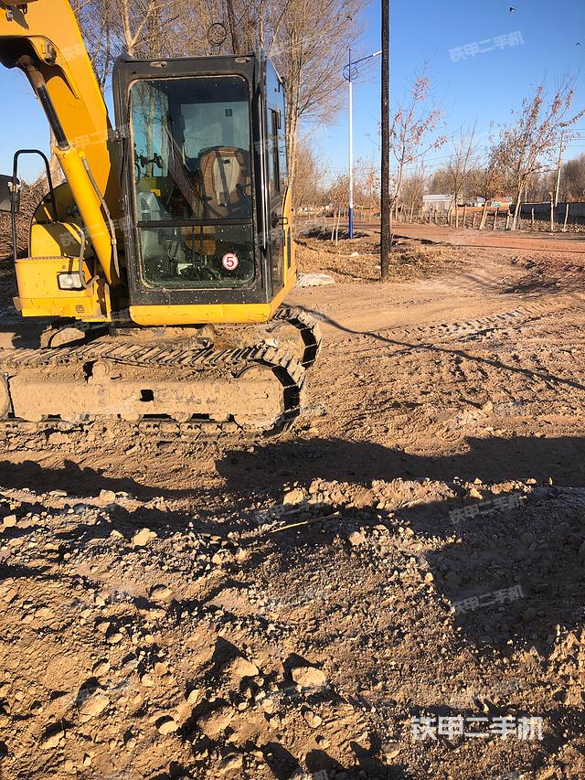 单侧履带整体（整机外观）