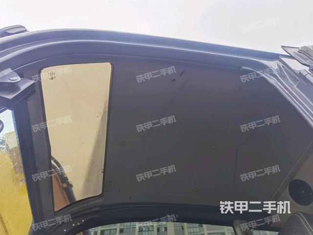 頂棚整體(駕駛室部分) 頂棚整體(駕駛室部分)