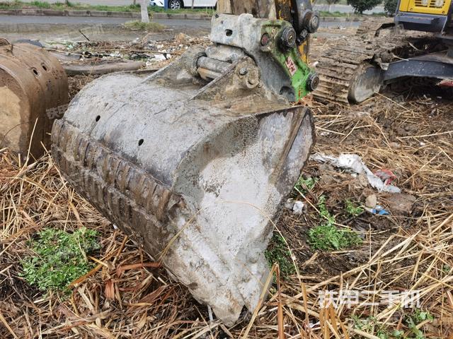 鏟斗45度（工作和回轉(zhuǎn)裝置）