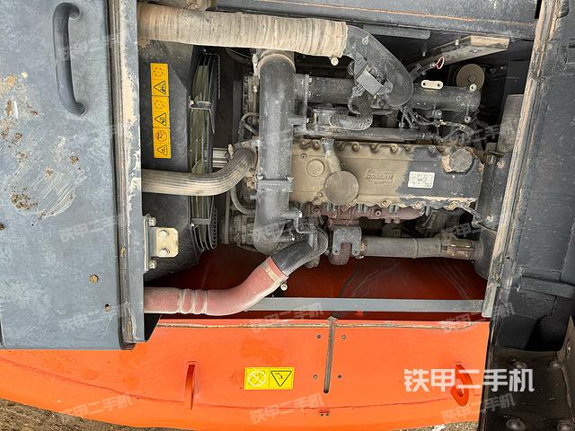 发动机整体俯视（整机外观）