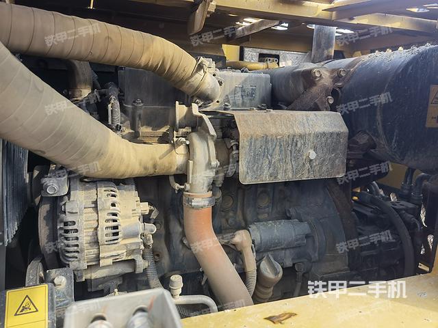 发动机整体俯视（整机外观）