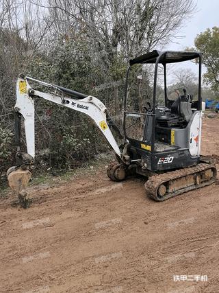烟台山猫E20挖掘机实拍图片