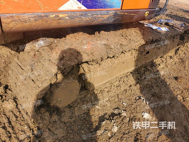 单侧履带整体（整机外观）