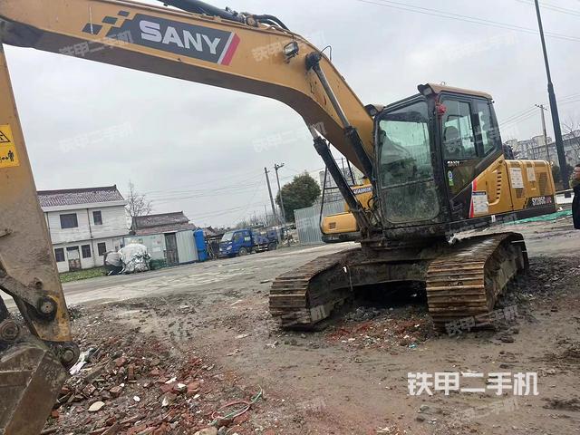 三一重工SY205C挖掘机