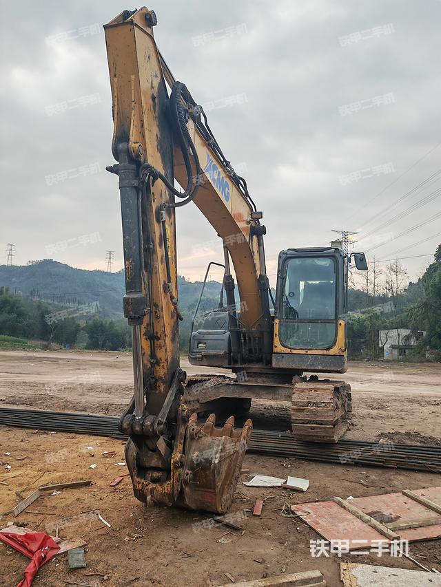 徐工XE135D挖掘机