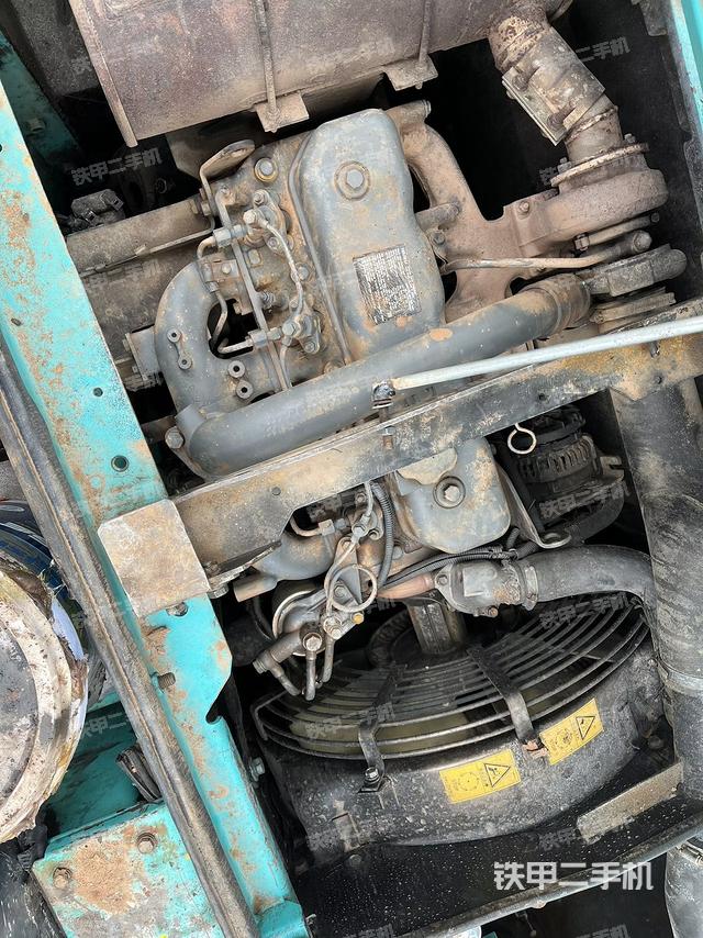 发动机整体俯视（整机外观）