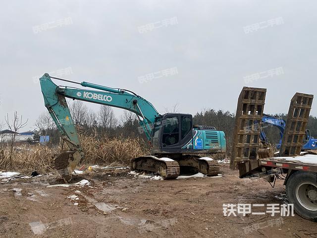 神钢SK200 SuperX挖掘机