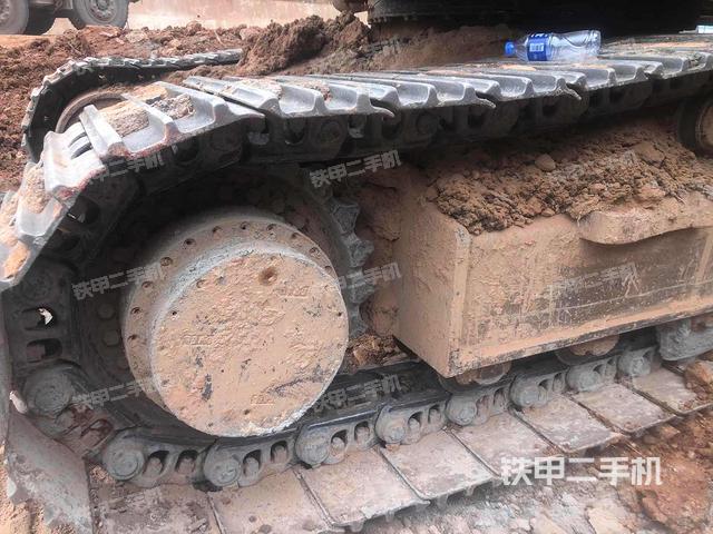 单侧履带整体（整机外观）