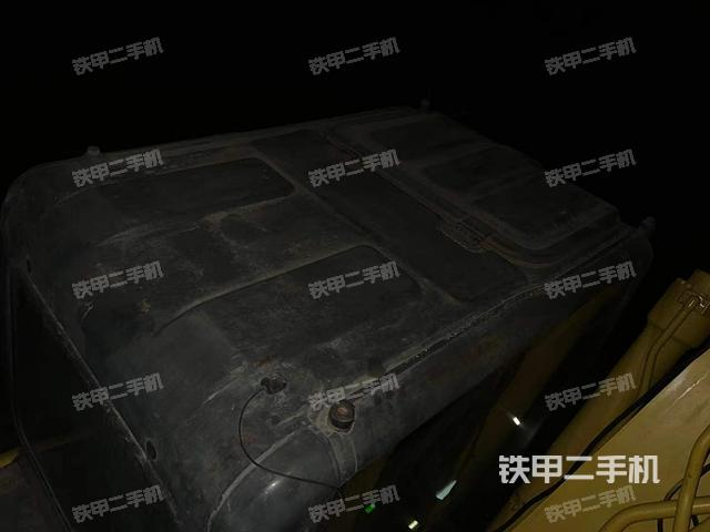 駕駛室頂部俯視（上車部件）