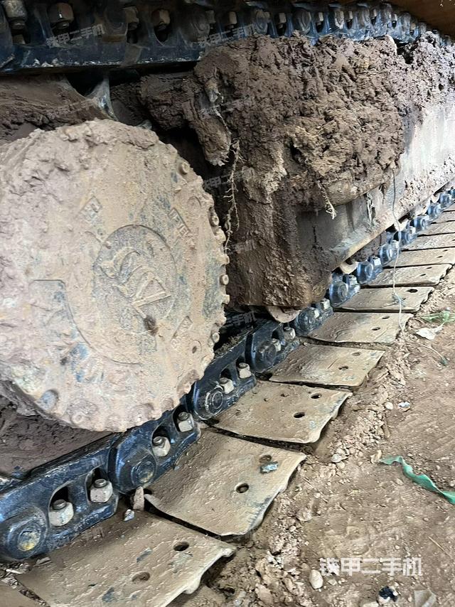 单侧履带整体（整机外观）