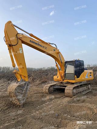 北京龙工LG6225E挖掘机实拍图片
