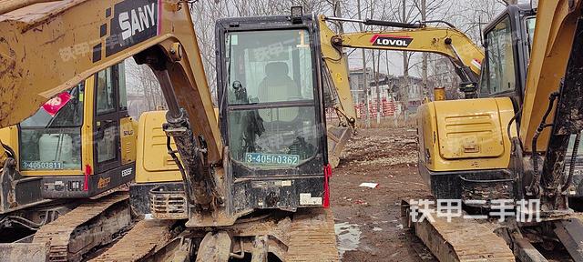 驾驶室整体（整机外观）