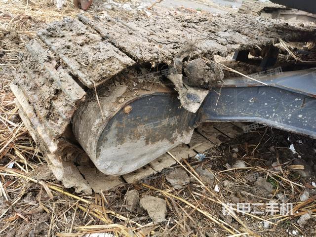 右側(cè)行走馬達(dá)蓋板(行走機(jī)構(gòu)) 右側(cè)行走馬達(dá)蓋板(行走機(jī)構(gòu))