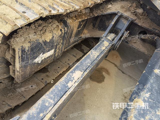 单侧履带整体（整机外观）