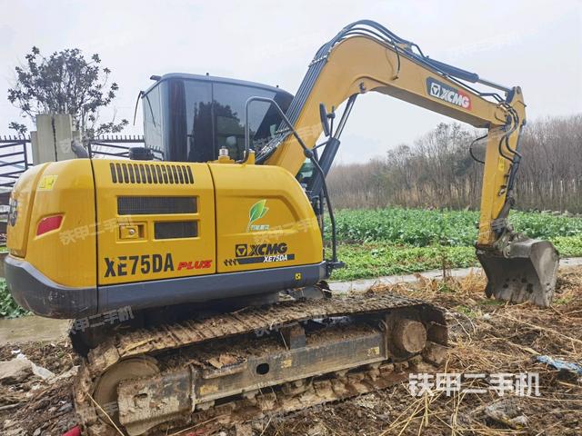 右后45(整機(jī)外觀) 右后45(整機(jī)外觀)