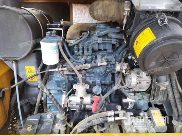 發(fā)動機(jī)室(上車部件) 發(fā)動機(jī)室(上車部件)