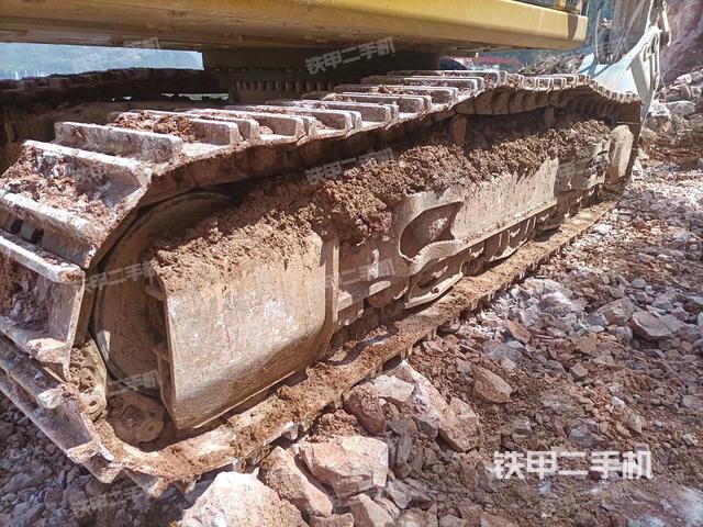 单侧履带整体（整机外观）