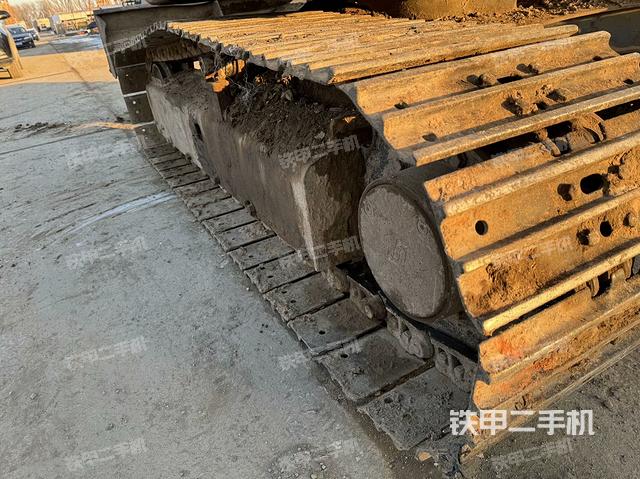 单侧履带整体（整机外观）