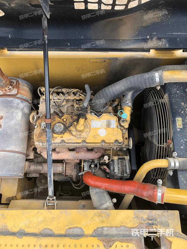 发动机整体俯视（整机外观）